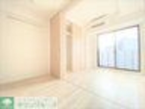 ラティエラ上野入谷の物件内観写真